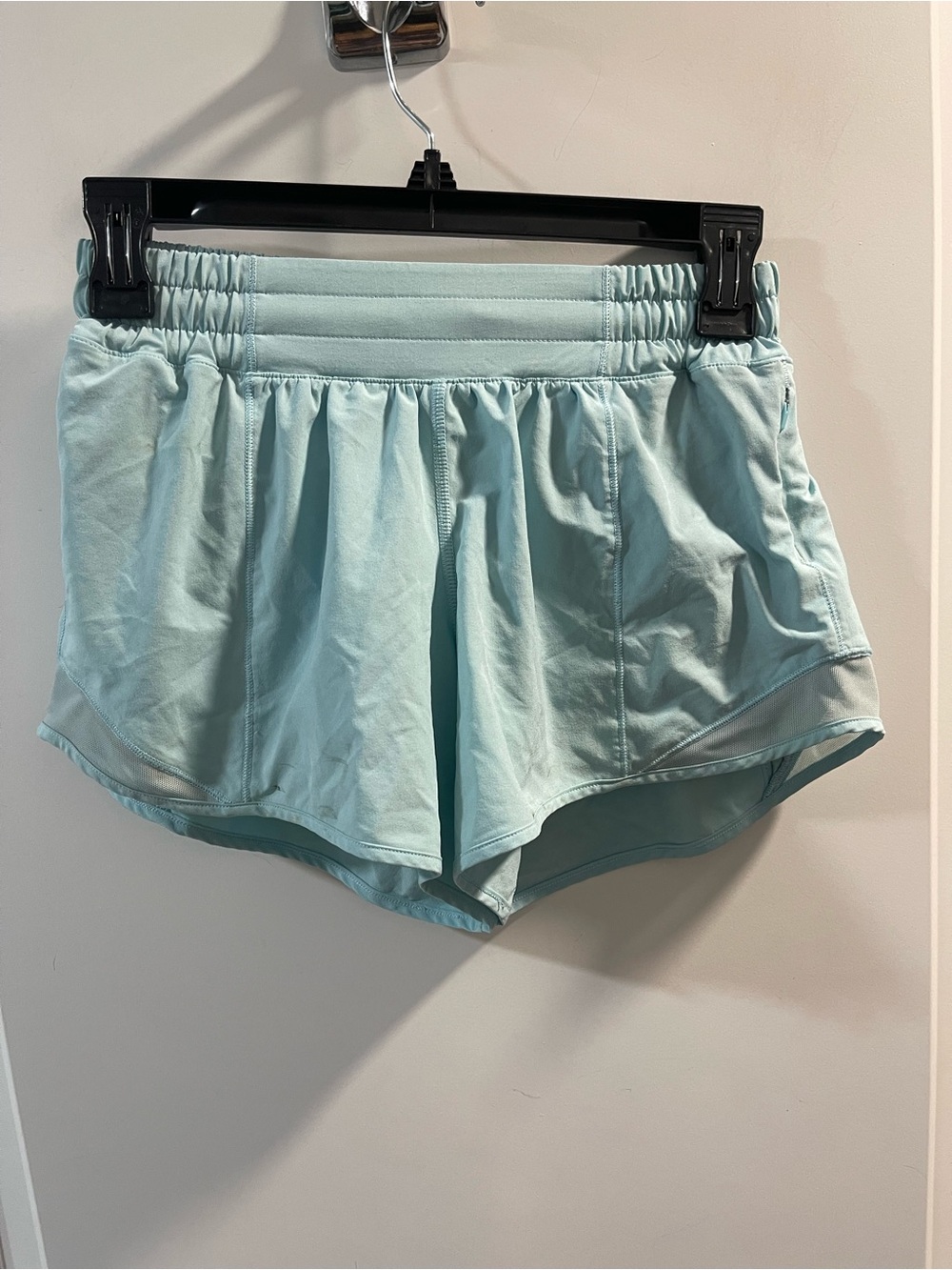 lululemon Hotty Hot athletica Light Aqua Women's Running Shorts Have Spots
